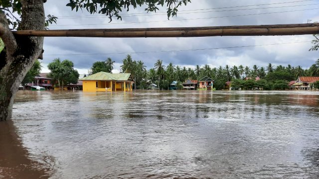 Kawasan Desa Kampiri, Kecamatan Citta Kabupaten Soppeng yang terendam banjir, Sabti (28/08/2021).