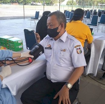 Sukseskan Makassar Recover, Sekretariat DPRD Makassar Ikuti Program Smart Vaksinasi