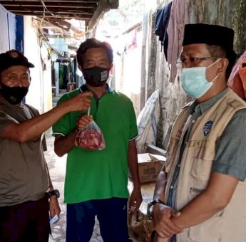 Jajaran Setwan DPRD Makassar Pantau Kurban di Kecamatan Makassar