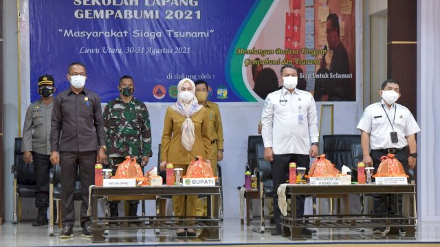 Badan Meteorologi, Klimatologi dan Geofisika (BMKG) menggelar kegiatan Sekolah Lapang Gempabumi (SLG) di Kabupaten Luwu Utara. Senin (30/08/2021)