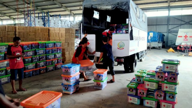 PMI Sulsel Salurkan Bantuan ke Sejumlah Daerah Terdampak Banjir