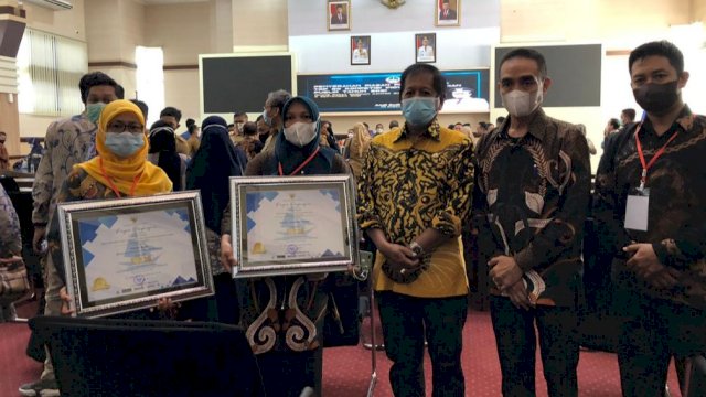 Bupati Soppeng Terima Piagam Penghargaan Top 30 Inovasi Pelayanan Publik