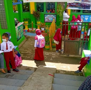 Sekolah Tatap Muka di Soppeng, Pengurangan Jam Belajar dan Shift Diberlakukan