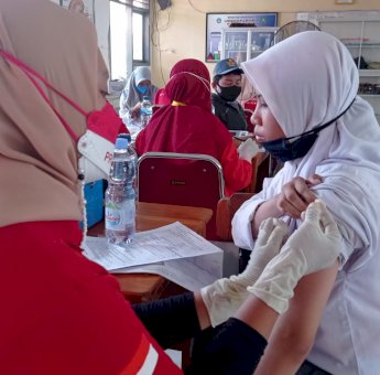 Pemkab Gowa Gandeng BIN Sulsel Fasilitasi Vaksinasi Siswa SMA