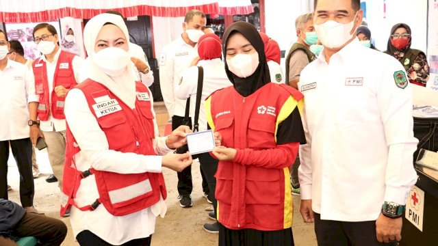 Hut PMI ke-76 Tahun, Bupati Luwu Utara Launching Serbuan Vaksin Pemuda