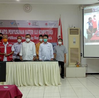 Satu-satunya di Indonesia Timur, PMI Makassar Terima SK TUK LSP PMI Dari Sekjend PMI Pusat