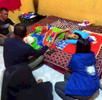 Wakil Ketua DPRD Luwu Utara Semangati Yessi Penderita Kangker Rahim