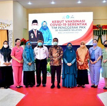 PKK Sulsel Gelar Vaksin Serentak 300 Ribu Warga Dalam Sehari