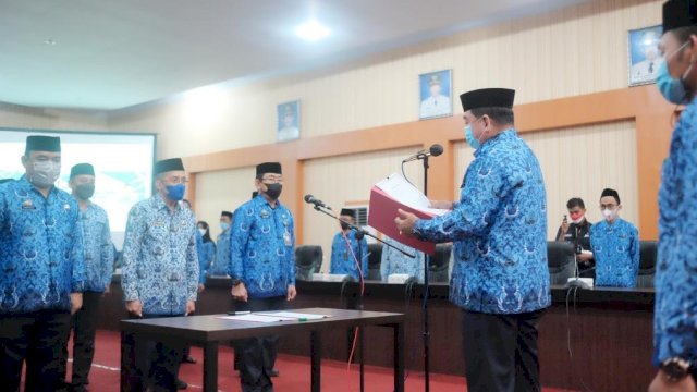 Sekda Provinsi Sulsel Abdul hayat Gani, melantik Pengurus Korpri Kabupaten Bantaeng, Kamis (19/08/2021).