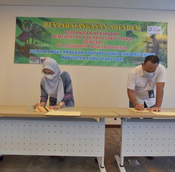 Lindungi 7.000 Hektar Lahan Petani, Pemda Lutra Teken Adendum Dengan Jasindo