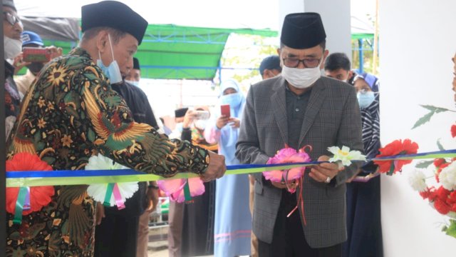 Walikota Palopo Resmikan Gedung Baru Unanda