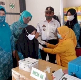 Bantu Pemerintah Capai Herd Immunity, PKK Wajo Gelar Vaksinasi Diseluruh Kecamatan