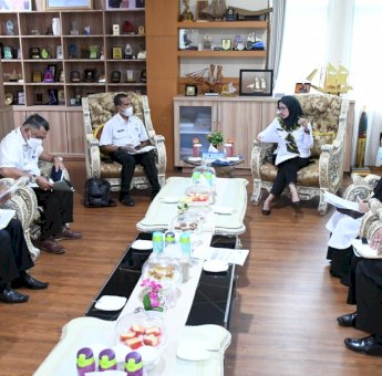 Pimpin Rapat Penanganan COVID-19, Indah: Waspada Gelombang Ketiga