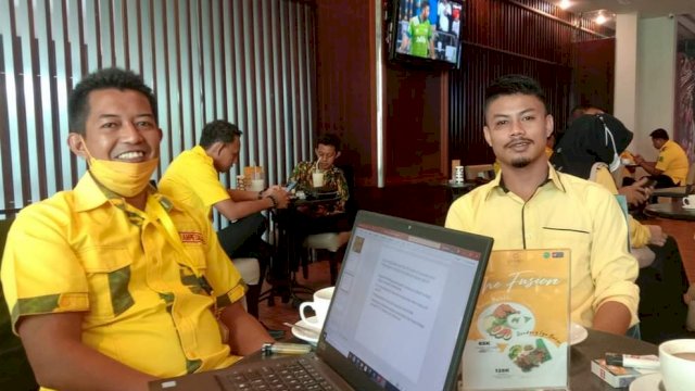 Ketua AMPG Kabupaten Sinjai, Andi Adry Ismawan Putra (kiri).