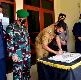 Resmikan Gedung Logistik Polres Sinjai, Bupati Andi Seto Harap Pelayanan Polisi Lebih Maksimal