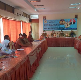 Dilepas Kacab Pendidikan Wilayah II Makassar, 388 Siswa SMKN 10 Makassar Resmi PKL di 138 Industri