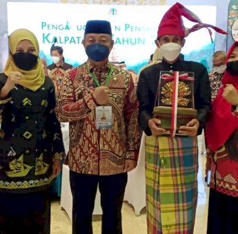 Pendiri Rumah Hijau Dennasa Penghargaan Kementrian LHK, Wabup Gowa: Masyarakat Harus Dukung Kelestarian Lingkungan