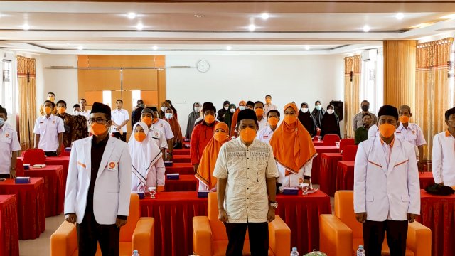 Asisten II Pemkot Palopo Buka Rakerda DPD PKS di SCC Palopo, Minggu (17/10/2021).