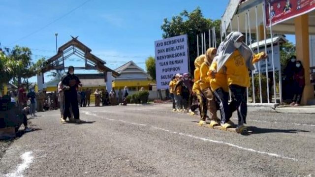 Beberapa OPD Lingkup Pemkab Sinjai Ikuti lomba peringatan Haornas.