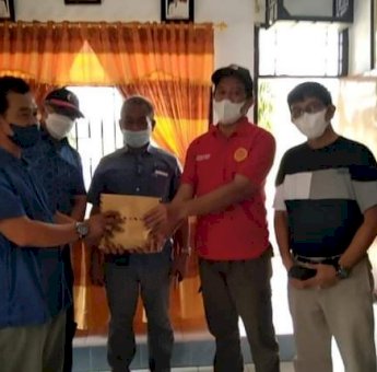 Andalan Sulsel Peduli Bersama Siswa dan Guru di Pinrang Bantu Korban Puting Beliung