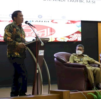 Kepala Puslatbang KMP LAN RI Makassar Sebut Taufan Pawe Kepala Daerah Paling Inovatif