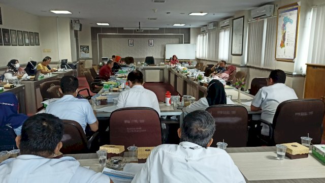Suasana rapat evaluasi Komisi D DPRD Sulsel dengan OPD mitranya di Kantor DPRD Sulsel, Rabu (27/10/2021).