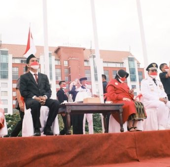 Ketua DPRD Makassar Hadiri Upacara Pengibaran Bendera Pemkot Makassar