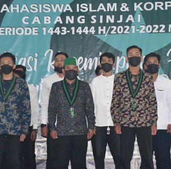 HMI Cabang Sinjai Periode 2021-2022 Resmi Dilantik, Kamrussamad Beri Orasi Ilmiah