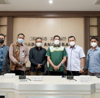 Didampingi Sekretariat, Wakil Ketua DPRD Makassar Terima Kunjungan 5 Daerah