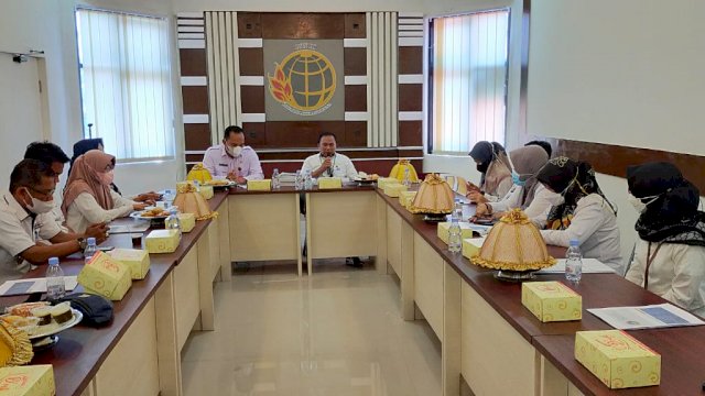 Ekspos hasil kegiatan pemberdayaan masyarakat terkait pendampingan usaha di Desa lamatti Rilau, Kecamatan Bulupoddo dihadapan Organisasi Perangkat Daerah dan Perbankan, Rabu (06/10/2021).