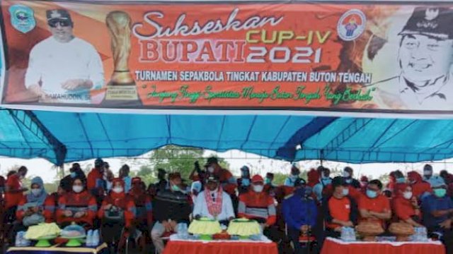 Pembukaan turnamen Bupati Cup IV Buteng.