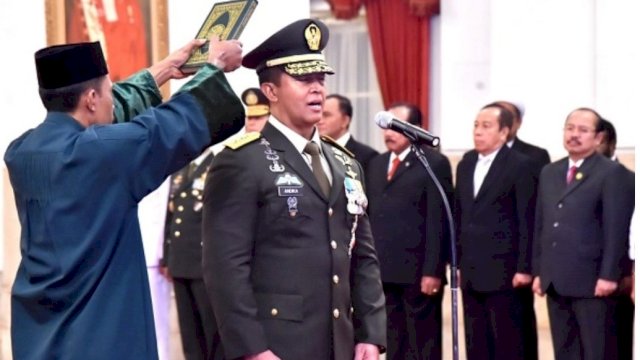 Tangkapan Layar siaran langsung Youtube pelantikan Jenderal TNI Andika Perkasa sebagai Panglima TNI, Rabu (17/11/2021).