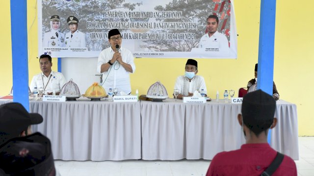 Terima Bantuan TJSL dari AirNav, Warga UPT Lantang Tallang Diminta Ciptakan Inovasi
