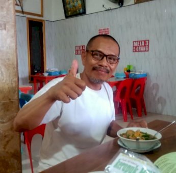 Cerita Penjual Bakso di Soppeng yang Omsetnya Menurun Drastis Selama Pandemi