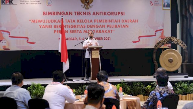 Plt Gubernur Sulawesi Selatan Andi Sudirman Sulaiman, memberikan sambutan saat pembukaan Bimbingan Teknis Antikorupsi, yang digelar KPK Republik Indonesia, Rabu (03/11/2021).
