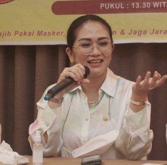 Legislator Sulsel Debbie Rusdin Ingatkan Pemuda untuk Berinovasi
