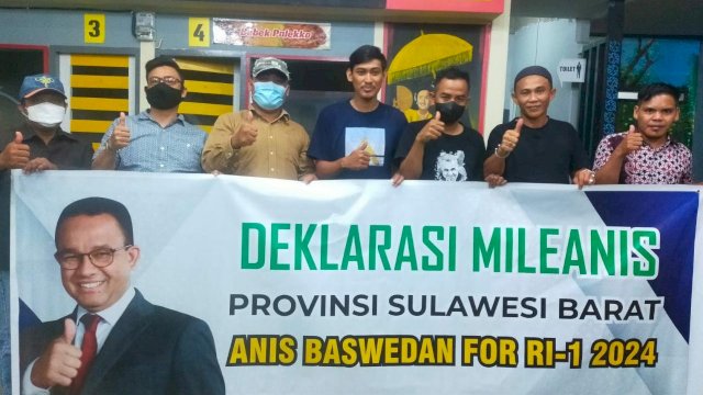 Deklarasi Gubernur DKI Jakarta Anie Baswedan sebagai Calon Presiden RI, di Kabupaten Mamuju, Minggu (07/11/2021).