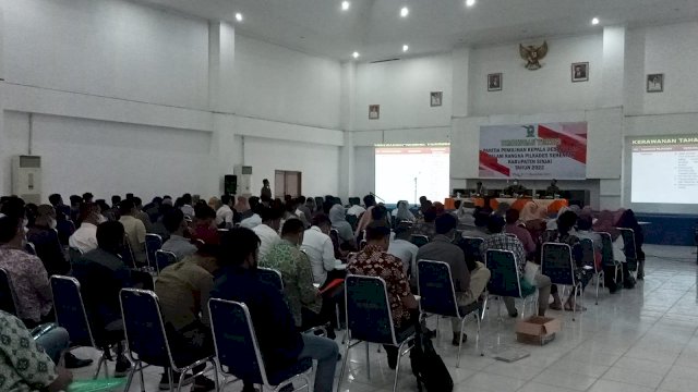 Bimbingan Tekhnis Panitia Pemilihan Kepala Desa se-Kabupaten Sinjai berlangsung di Gedung Pertemuan Sinjai, Rabu (10/11/2021).