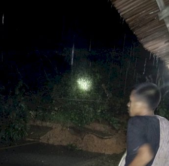 Hujan Deras, Jalan Poros Palopo – Toraja Longsor Lagi