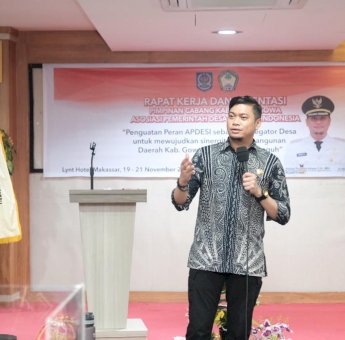 Adnan Purichta Dorong Peran Kepala Desa di Gowa untuk Pahami Perkembangan Teknologi