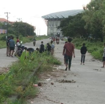 Warga Barombong Makassar Akhirnya Bubarkan Paksa Aksi Balapan Liar yang Kerap Timbulkan Perkelahian