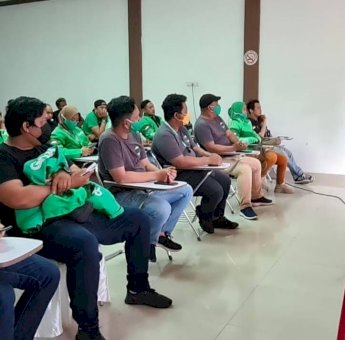 Gandeng Driver Grab, PMI Makassar Gelar Bimtek Layanan Pengambilan dan Pengantaran Sampel Darah yang Mutu dan Terjamin Keamanannya