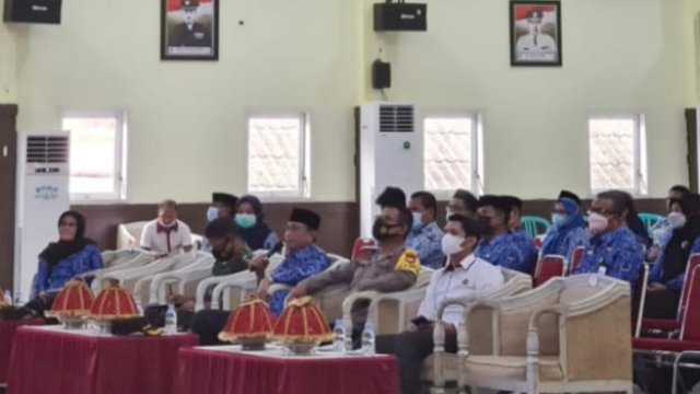 Rapat Koordinasi Pemkab Wajo dan jajaran Forkopimda yang digelar di Ruang Pola Kantor Bupati Wajo, pada Senin (29/11/2021).