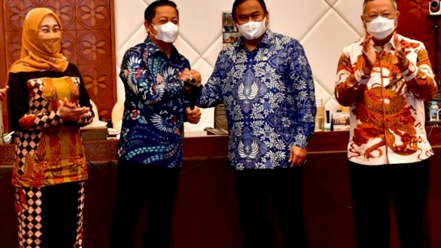 Rusdi Masse (kedua dari kiri) resmi menjabat sebagai wakil ketua Komisi IV DPR RI.