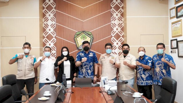 Bupati Gowa Adnan Purichta Ichsan, saat menerima Pengurus IOF Sulsel di Kantor Bupati Gowa, Jumat (5/11/2021).