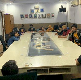 Sambangi DPRD Makassar, Pedagang Asongan Pelabuhan Minta Diizinkan Jualan di Atas Kapal