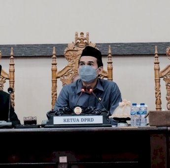 Fraksi DPRD Makassar Beri Pandangan Umum Pembahasan Ranperda APBD 2022