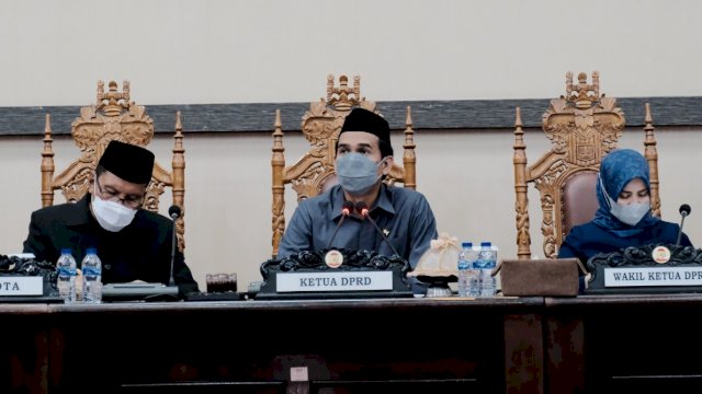 Fraksi DPRD Makassar Beri Pandangan Umum Pembahasan Ranperda APBD 2022