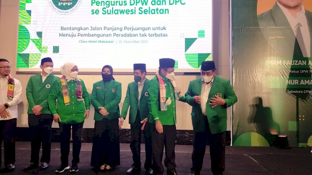 Haidir Basir (HB) Dilantik Menjadi Ketua DPC PPP Kota Palopo.