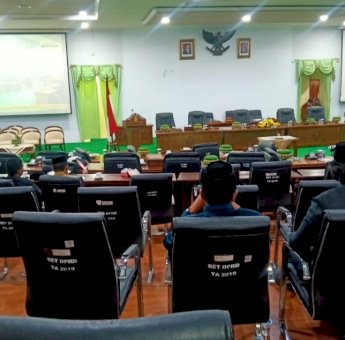 Anggota Fraksi Nasdem dan PDI-P DPRD Soopeng Tak Hadir Paripurna, Bupati Kaswadi: Tak Bisa Dicontoh